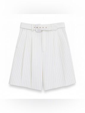 Banana Republic Women’s High-Waist
Belted Linen Blend Stripe Shorts Size 4